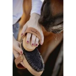 PÉNÉLOPE Brosse Extra Douce - Grand Modèle 12 PÉNÉLOPE Brosse Extra Douce - Grand Modèle -Caval’Style Boutique brosse extra douce grand modele 3