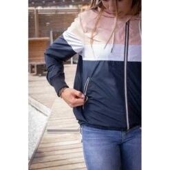 PÉNÉLOPE Coupe-Vent Celecce - Marine & Rose 12 PÉNÉLOPE Coupe-Vent Celecce - Marine & Rose -Caval’Style Boutique coupe vent celecce marine rose 4