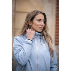 PÉNÉLOPE Blouson Rainshort - Bleu Artic -Caval’Style Boutique impermeable rainshort bleu arctique 2