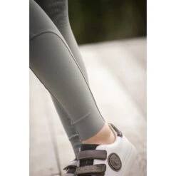 PÉNÉLOPE Pantalon D'Équitation Majestic - Vert Sauge -Caval’Style Boutique pantalon d equitation majestic vert sauge 5