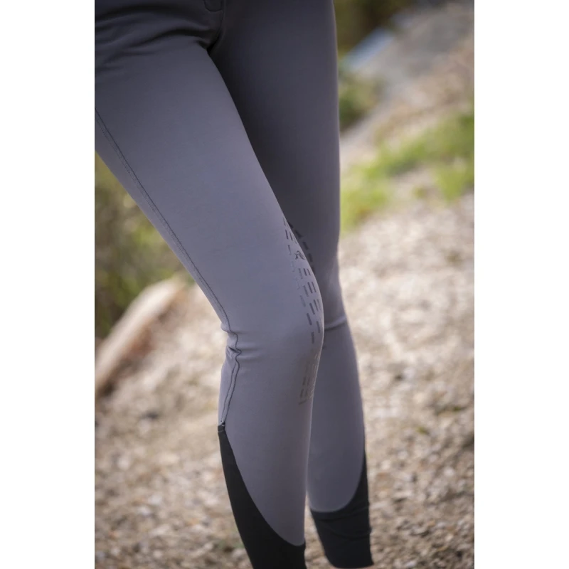 PÉNÉLOPE Pantalon D'Équitation Point Sellier Gris Foncé - Enfant 4 PÉNÉLOPE Pantalon D'Équitation Point Sellier Gris Foncé - Enfant – Image 4
